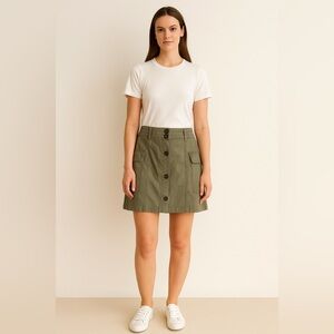 Reitman’s Women’s Cargo Skirt Size 8 NWT